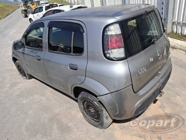 2017 FIAT UNO 