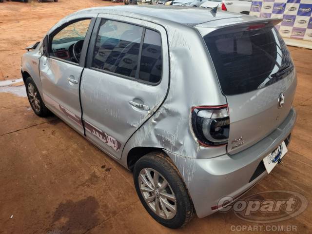 2014 VOLKSWAGEN FOX 