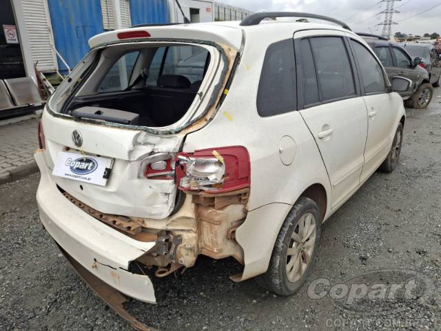 2014 VOLKSWAGEN SPACEFOX 