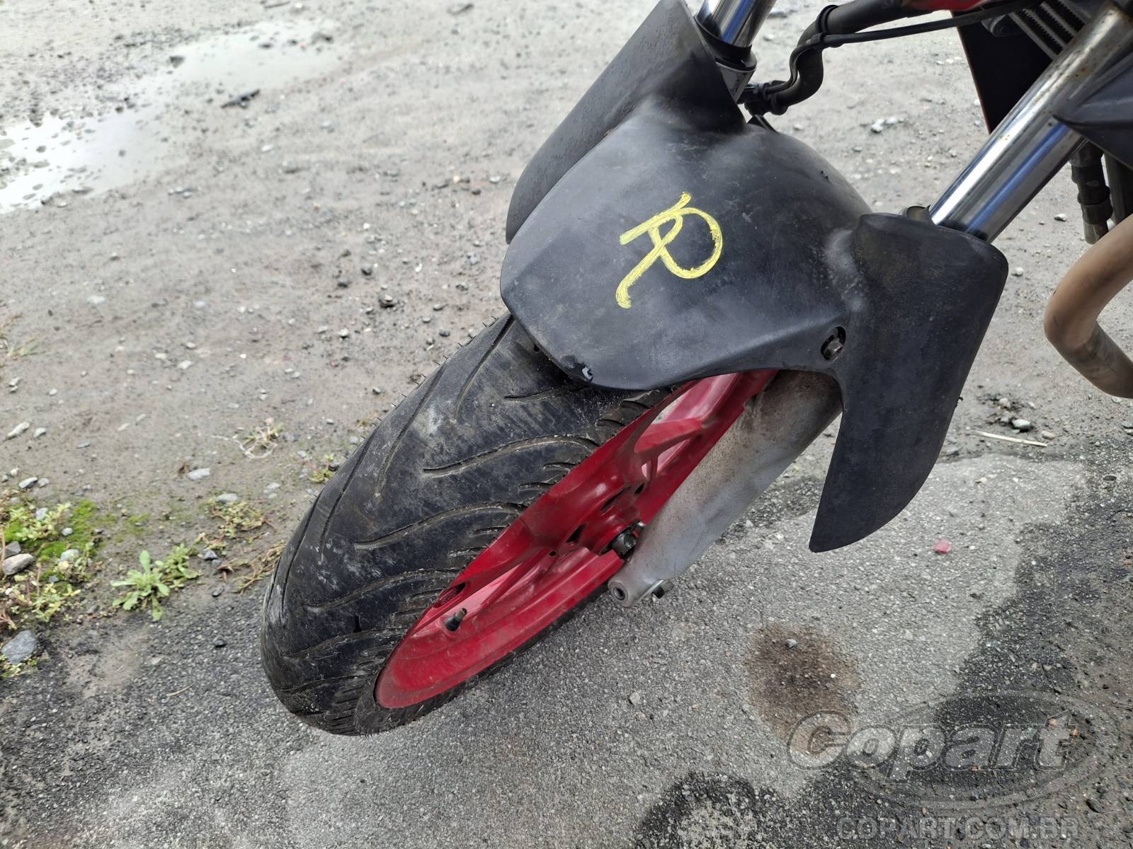 Foto 8 de 10: 2022 HONDA CB 250 F