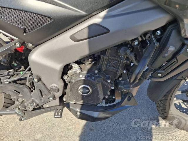 2026 BAJAJ DOMINAR 
