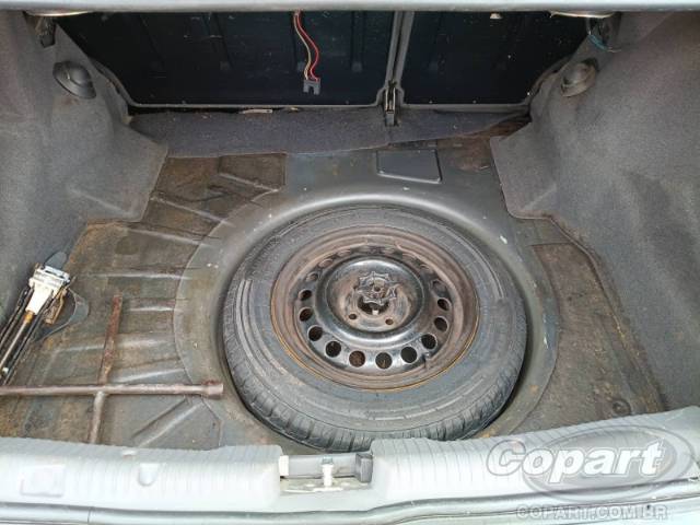 2003 CHEVROLET CORSA SEDAN 