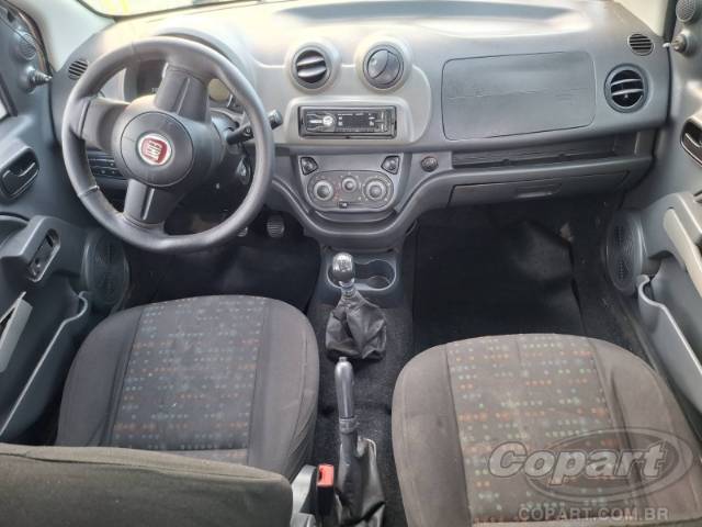 2015 FIAT UNO 