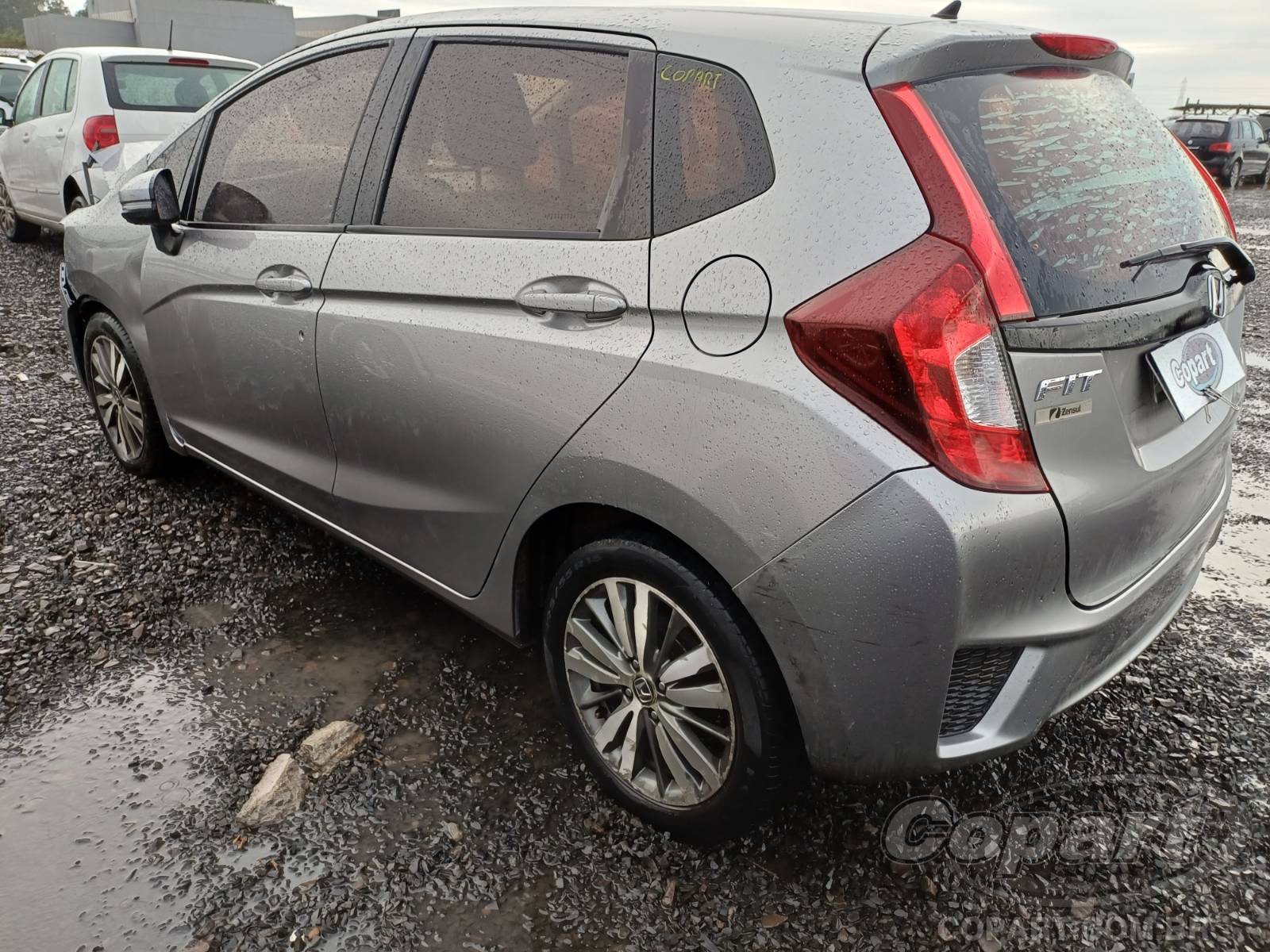 Foto 3: 2015 HONDA FIT