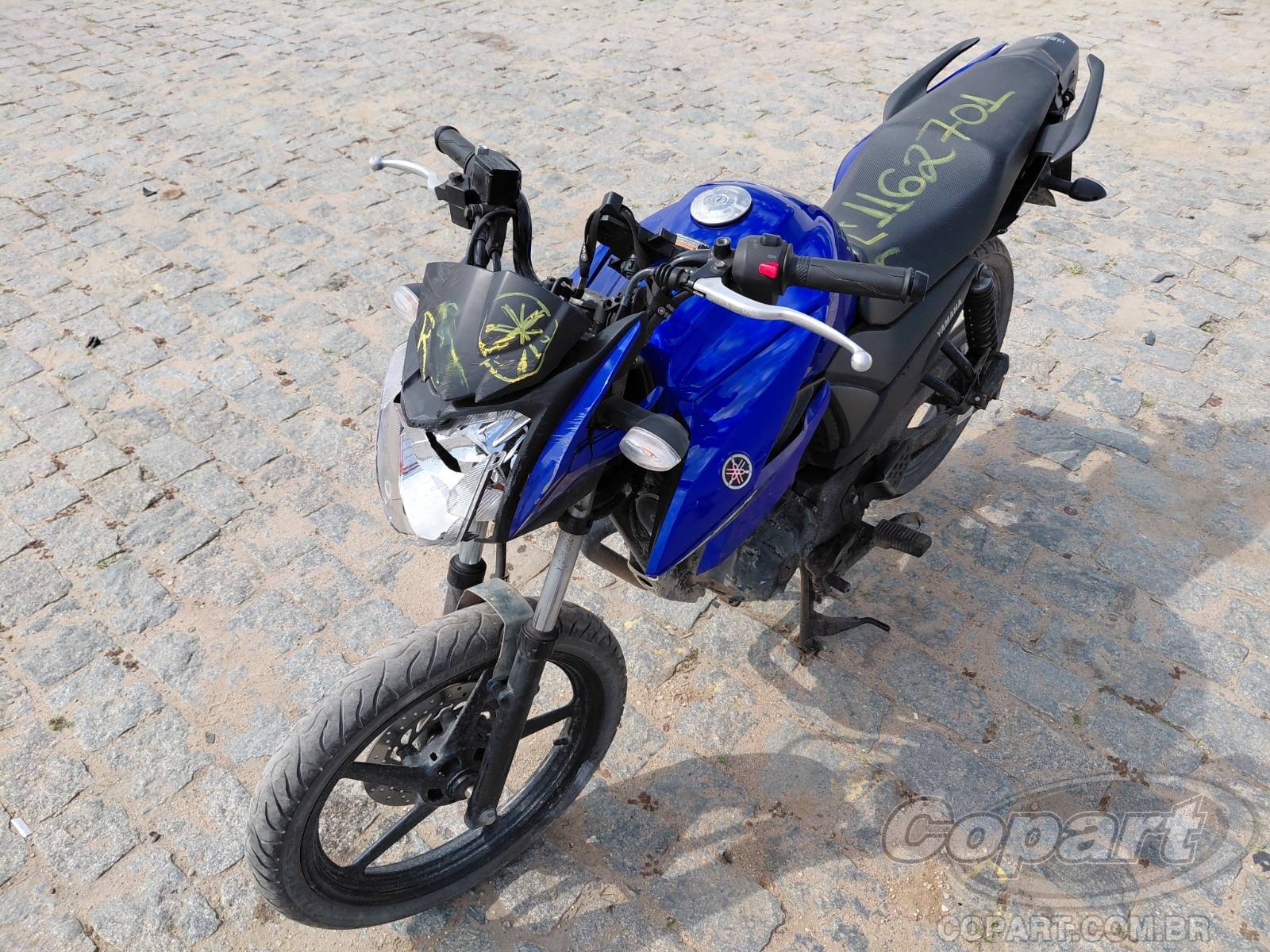 Foto 2: 2022 YAMAHA FAZER
