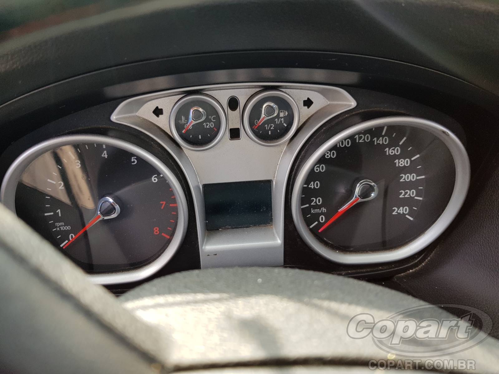 Foto 8 de 10: 2009 FORD FOCUS SEDAN