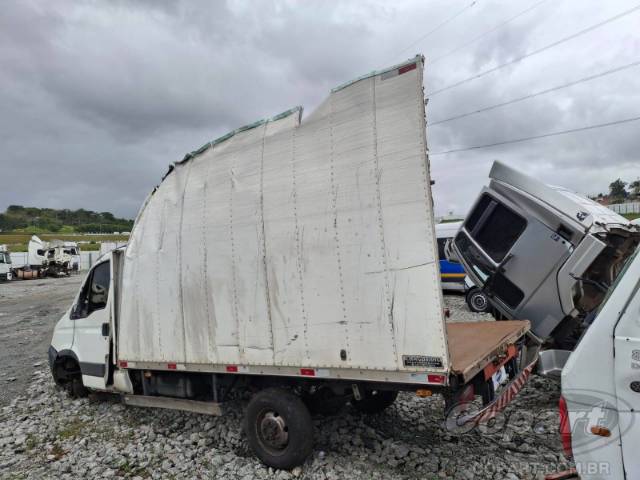 2015 IVECO DAILY CHASSI 