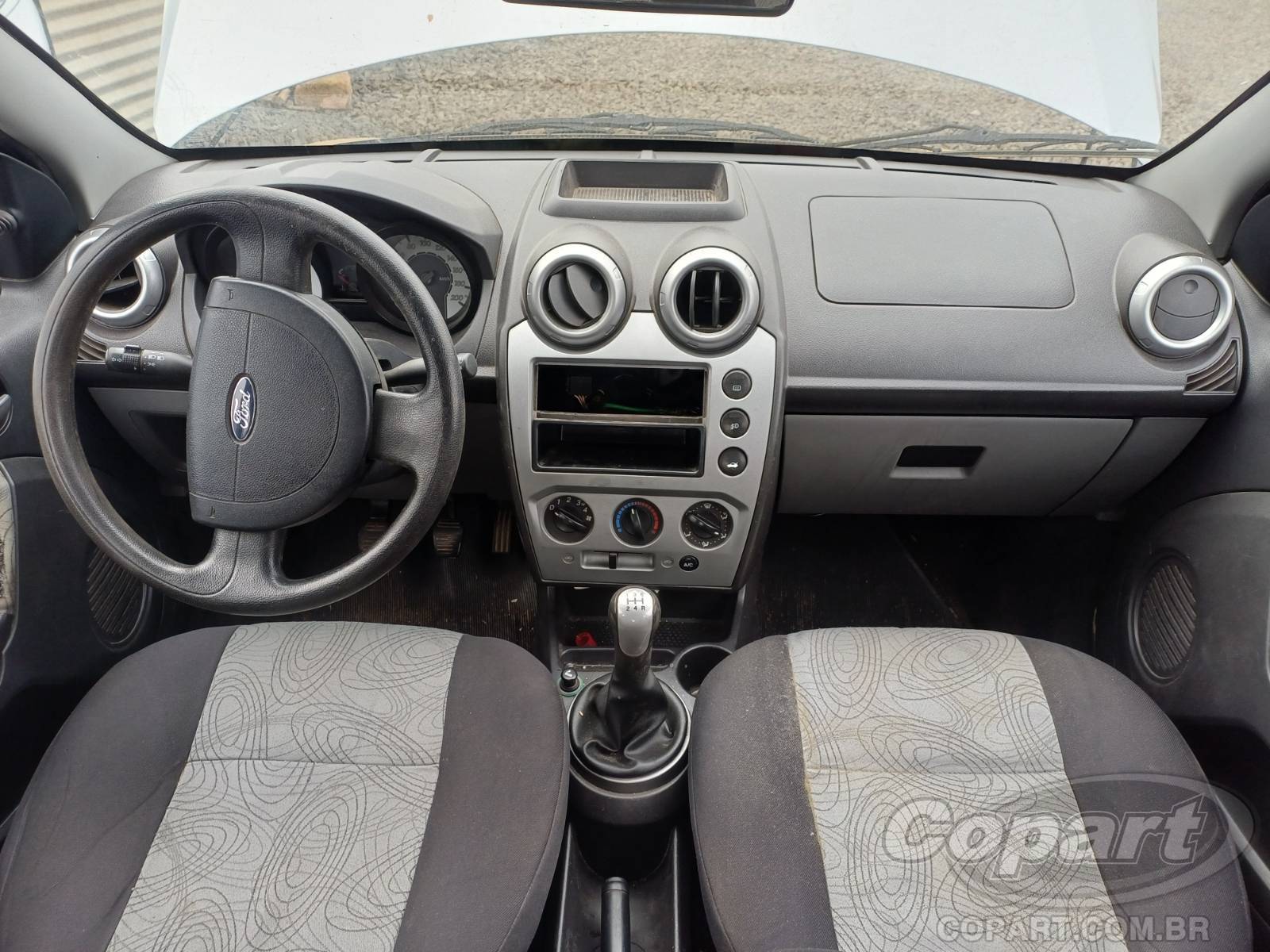 Foto 9 de 10: 2009 FORD FIESTA SEDAN