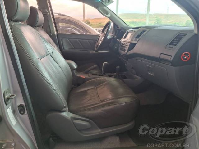 2013 TOYOTA HILUX CD 