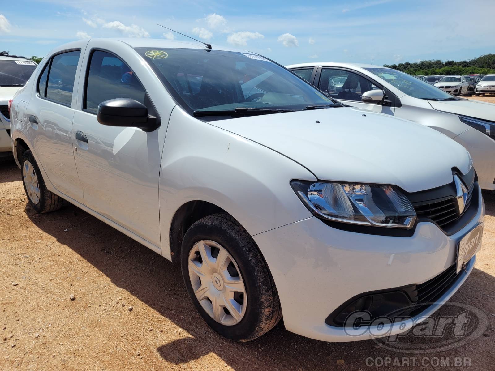 Veículo Renault Logan Renault Logan 2015 2015 em leilão