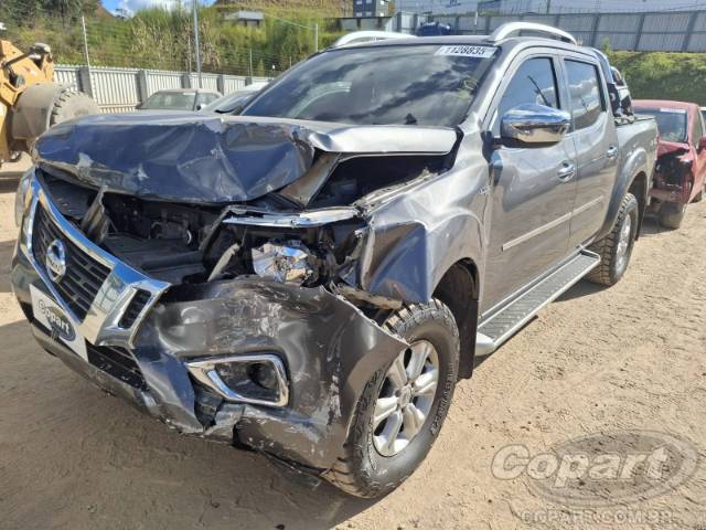 2018 NISSAN FRONTIER CD 