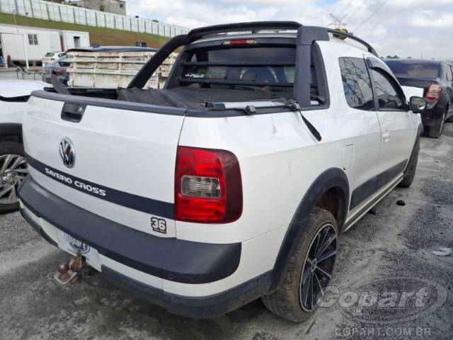 2015 VOLKSWAGEN SAVEIRO CD 