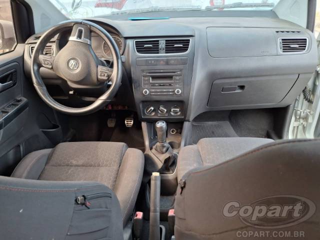 2013 VOLKSWAGEN FOX 
