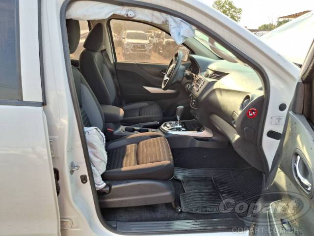 2023 NISSAN FRONTIER CD 