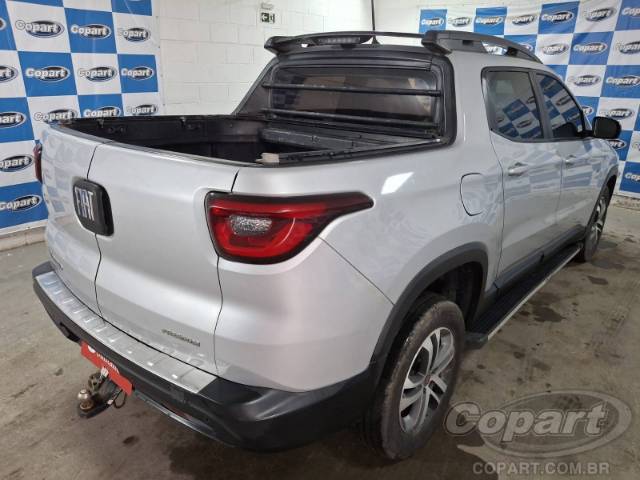 2017 FIAT TORO 