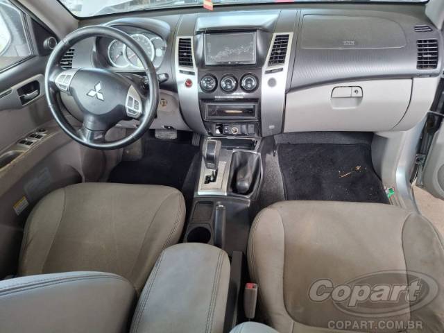 2011 MITSUBISHI PAJERO DAKAR 