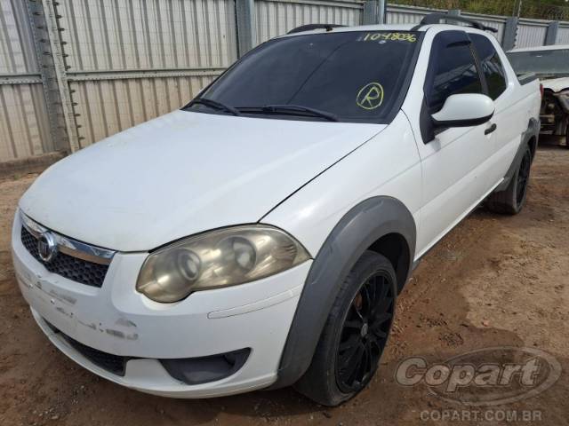 2014 FIAT STRADA CD 