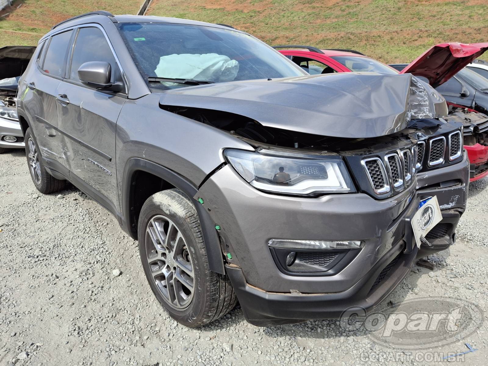 Veículo Fiat Compass JEEP COMPASS SPORT 2.0 16V 2021 Colisão Média Monta 2021 em leilão