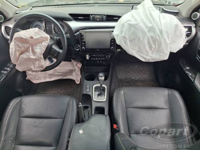 2021 TOYOTA HILUX CD 