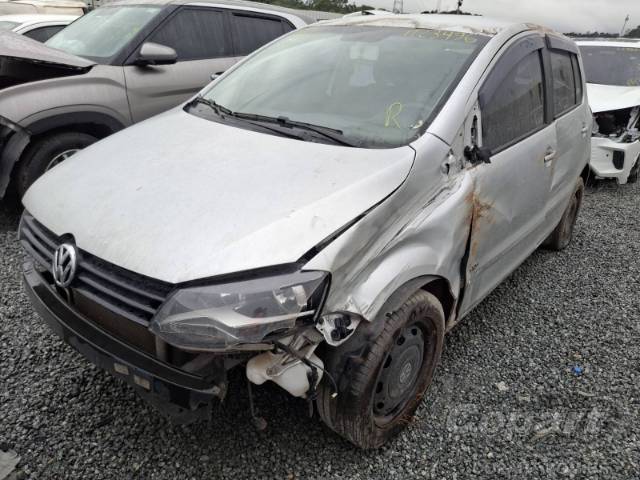2013 VOLKSWAGEN FOX 
