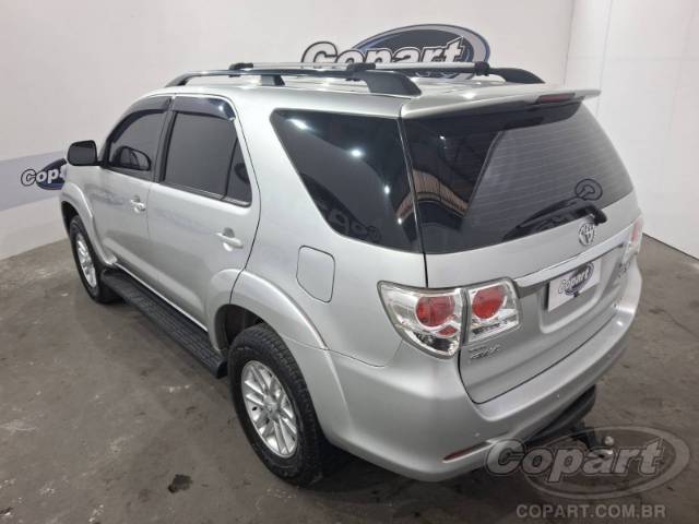 2015 TOYOTA HILUX SW4 