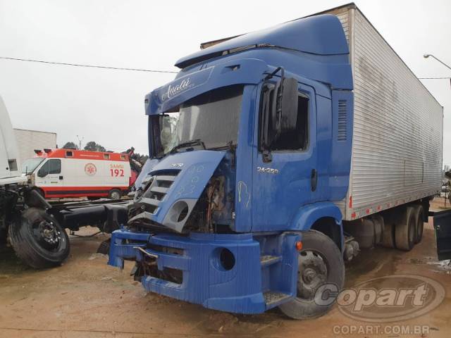 2009 VOLKSWAGEN CONSTELLATION 