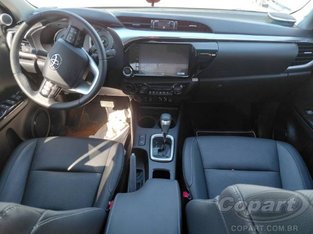 2025 TOYOTA HILUX CD 