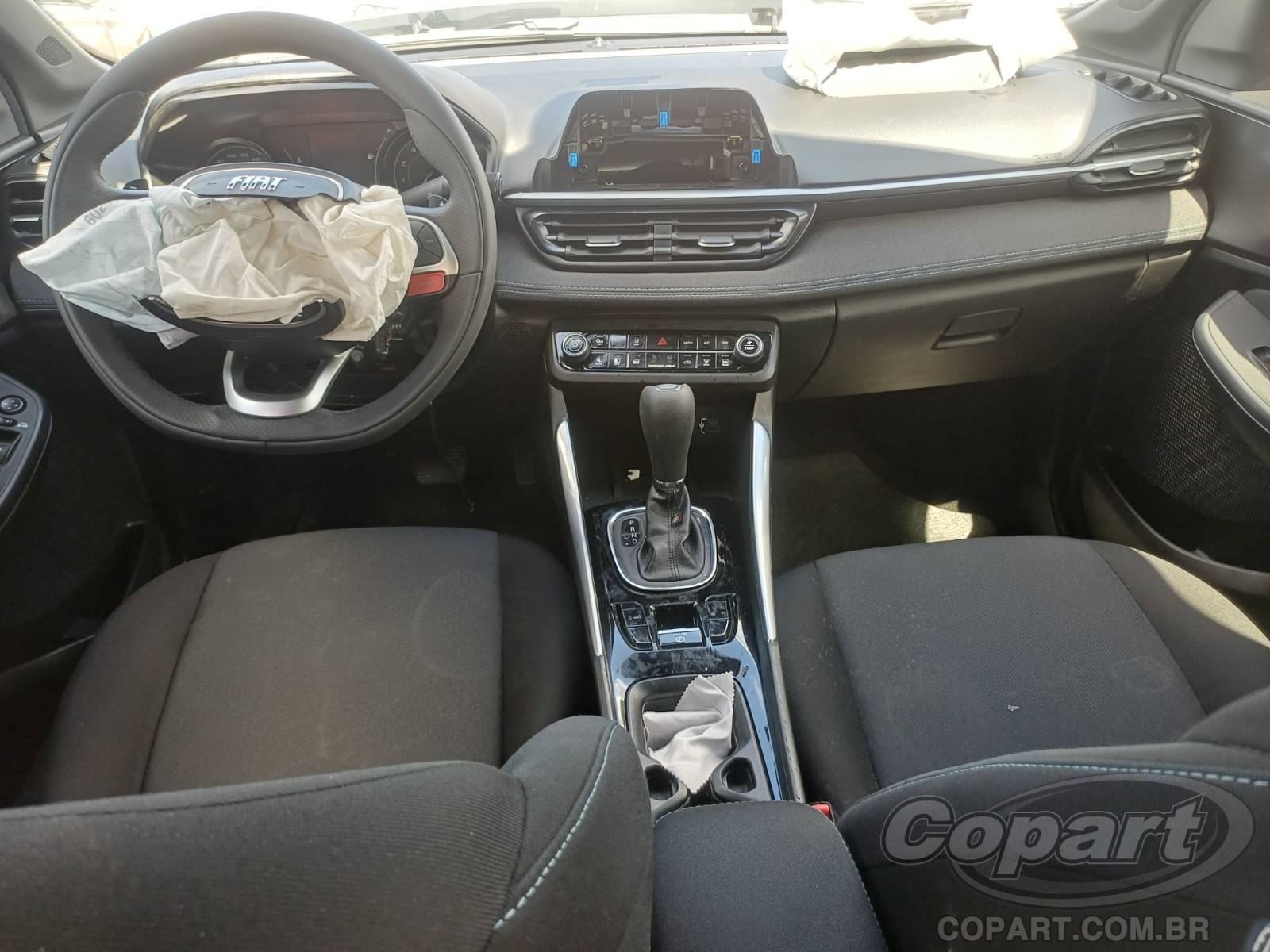 Foto 9 de 13: 2026 FIAT FASTBACK