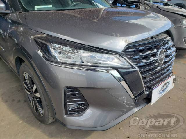 2024 NISSAN KICKS 