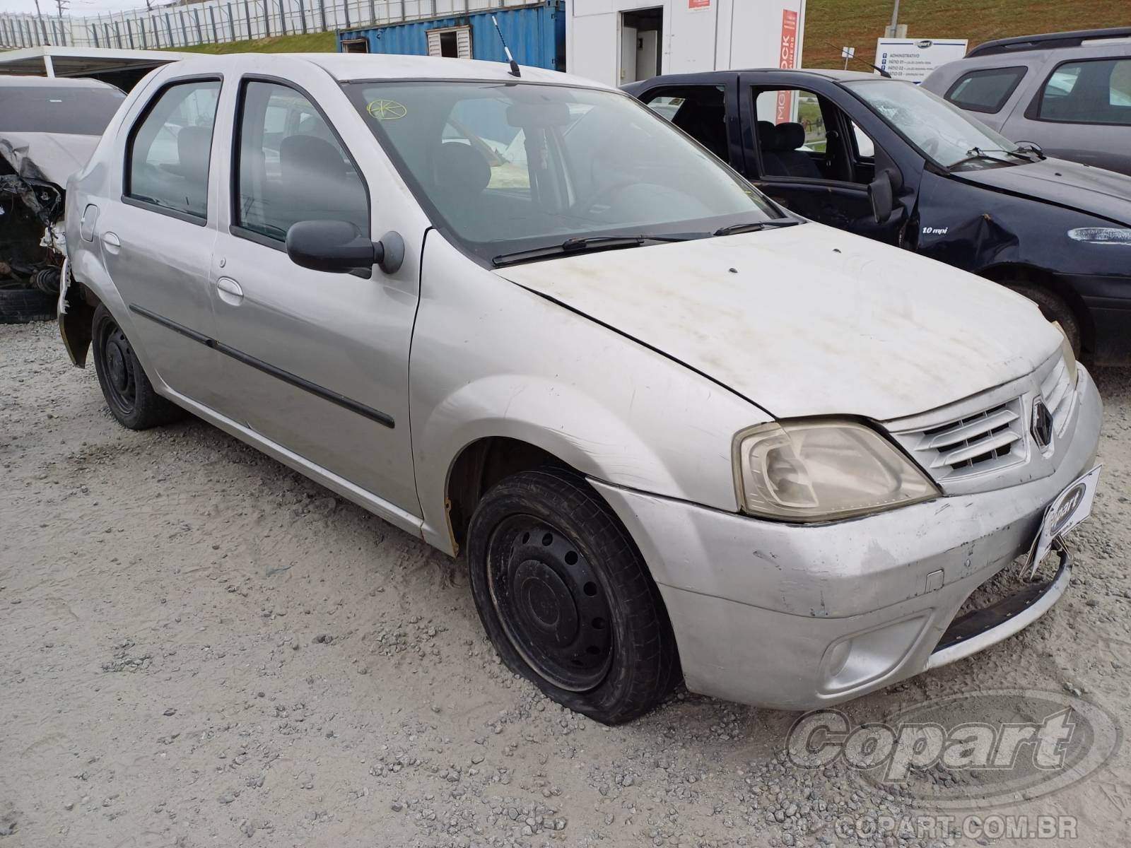 Renault Logan Expression 1.6 Hi-Flex 2009 Colisão Média Monta