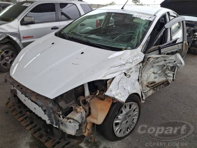 2015 FORD FIESTA 