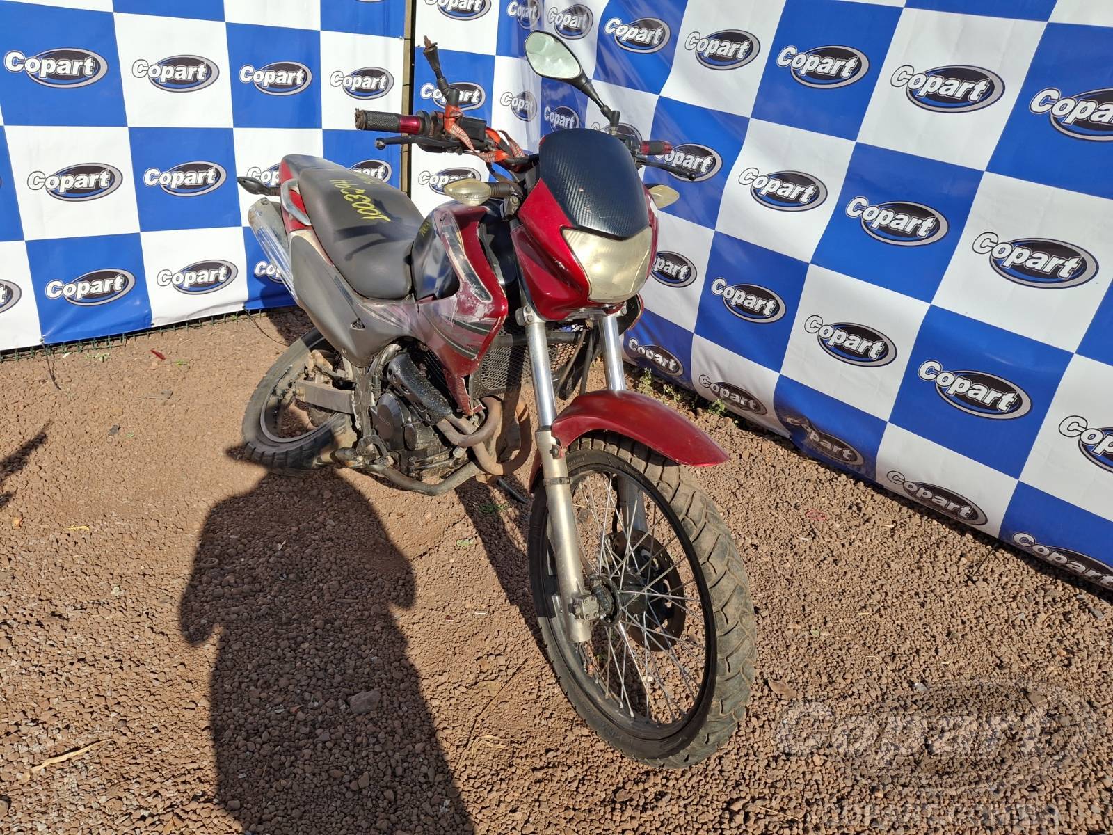 Veículo HONDA NX4 2004 HONDA NX4 Falcon 400  2004 em leilão