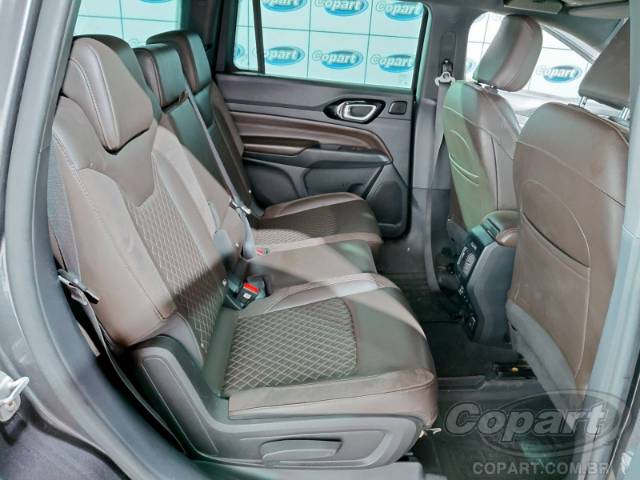 2023 JEEP COMMANDER 