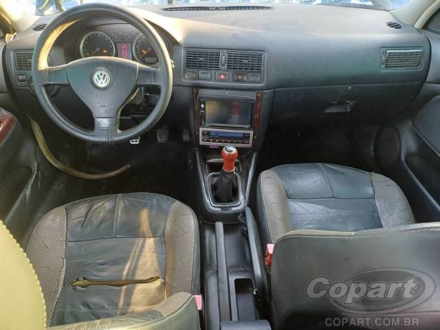2010 VOLKSWAGEN GOLF 