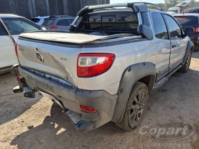 2015 FIAT STRADA CD 