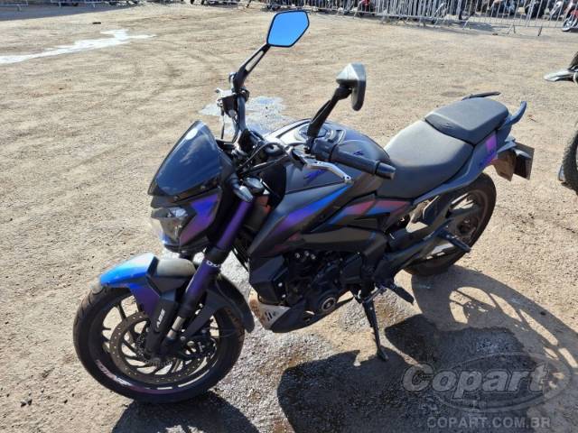 2025 BAJAJ DOMINAR 