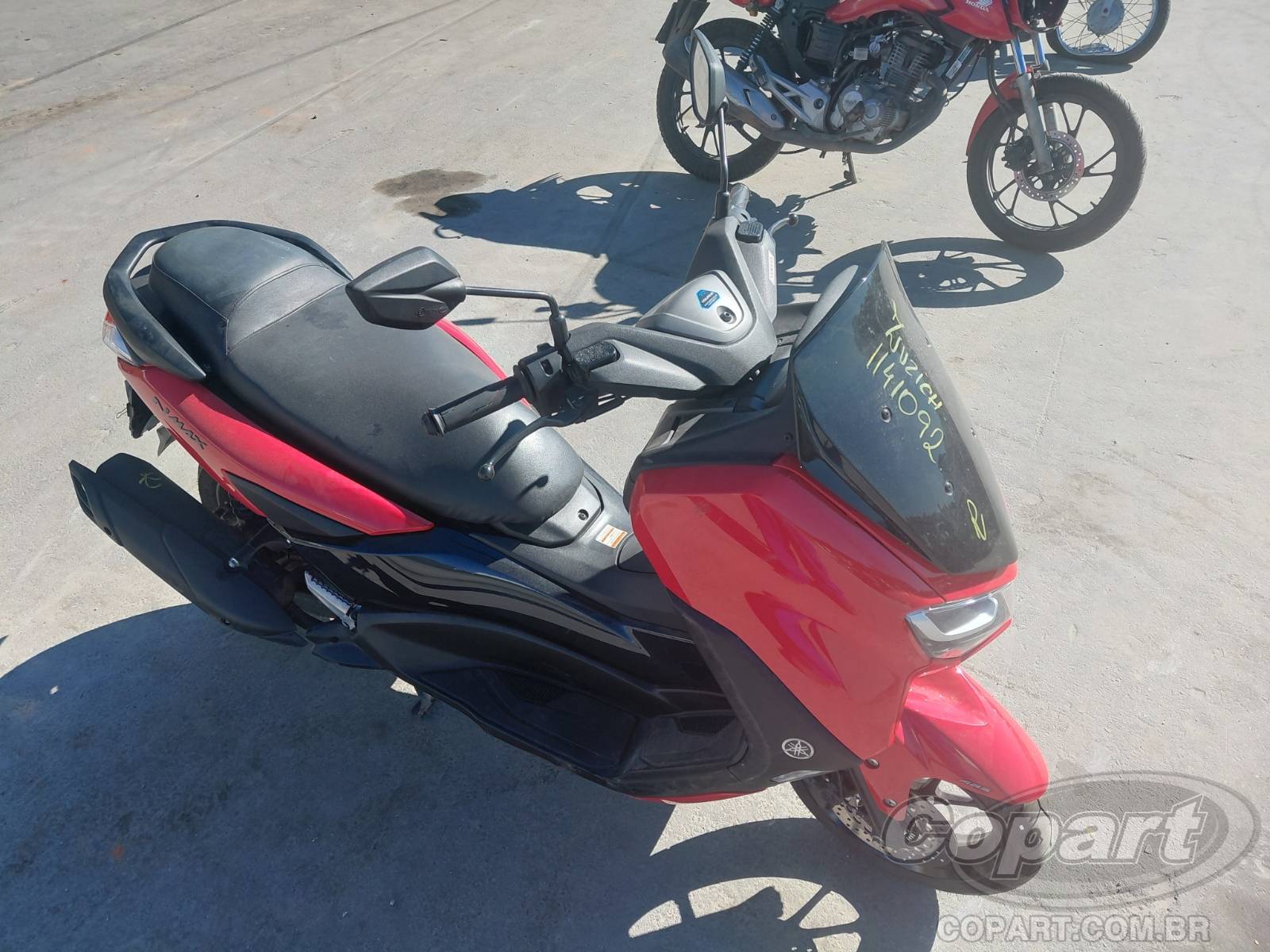 2024 YAMAHA NMAX