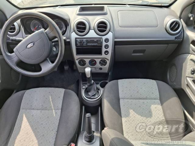 2011 FORD FIESTA 