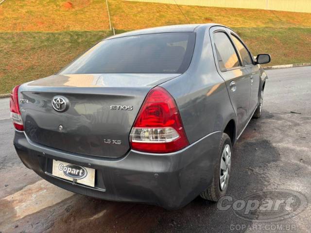 2013 TOYOTA ETIOS SEDA 