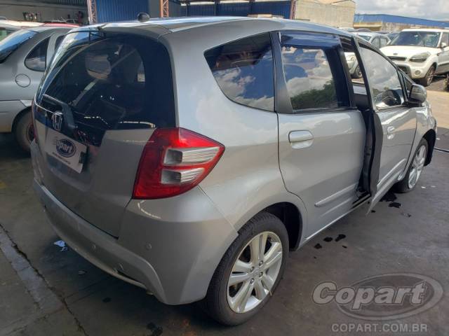 2013 HONDA FIT 