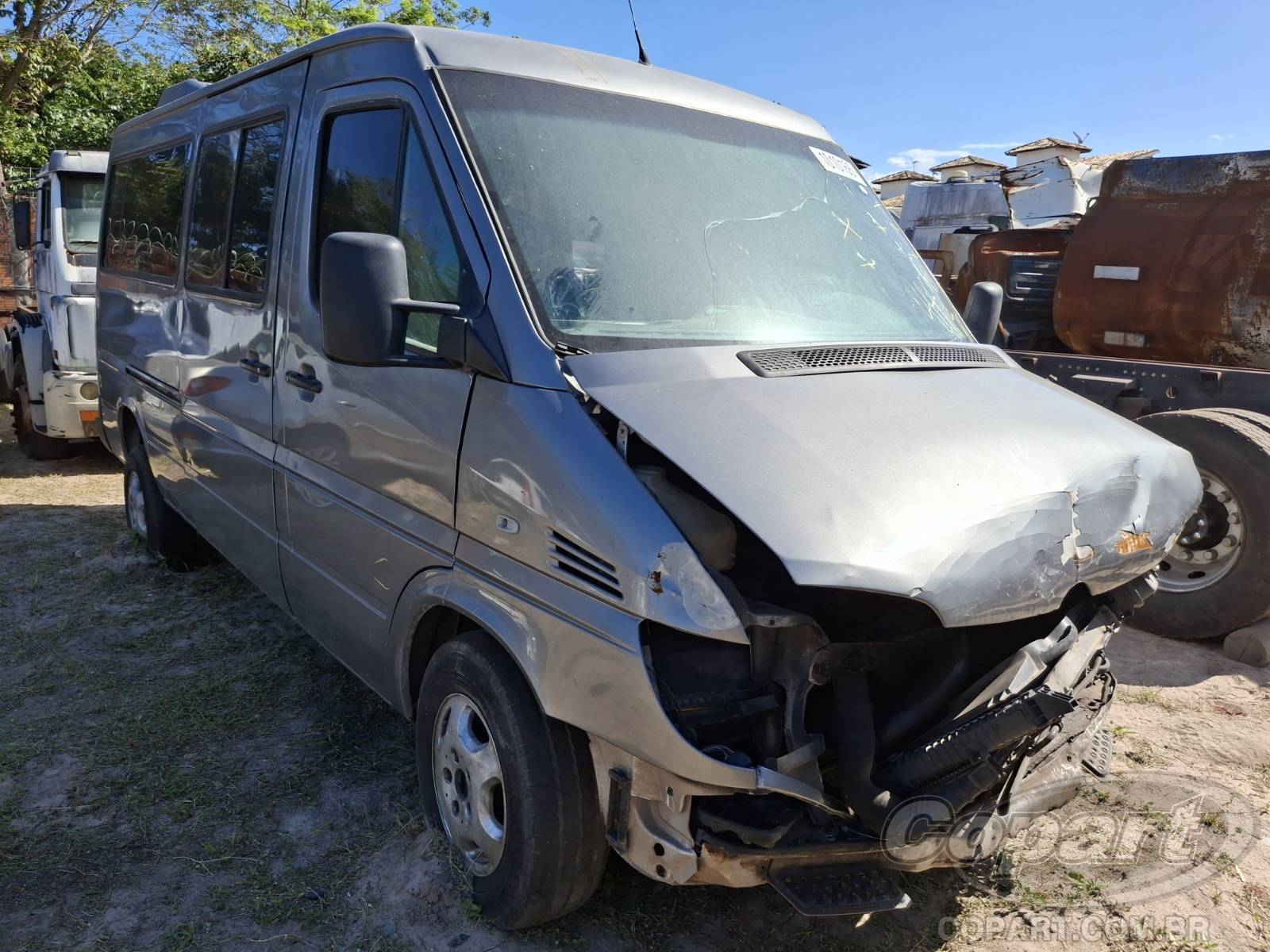 MERCEDES BENZ SPRINTER VAN 2009