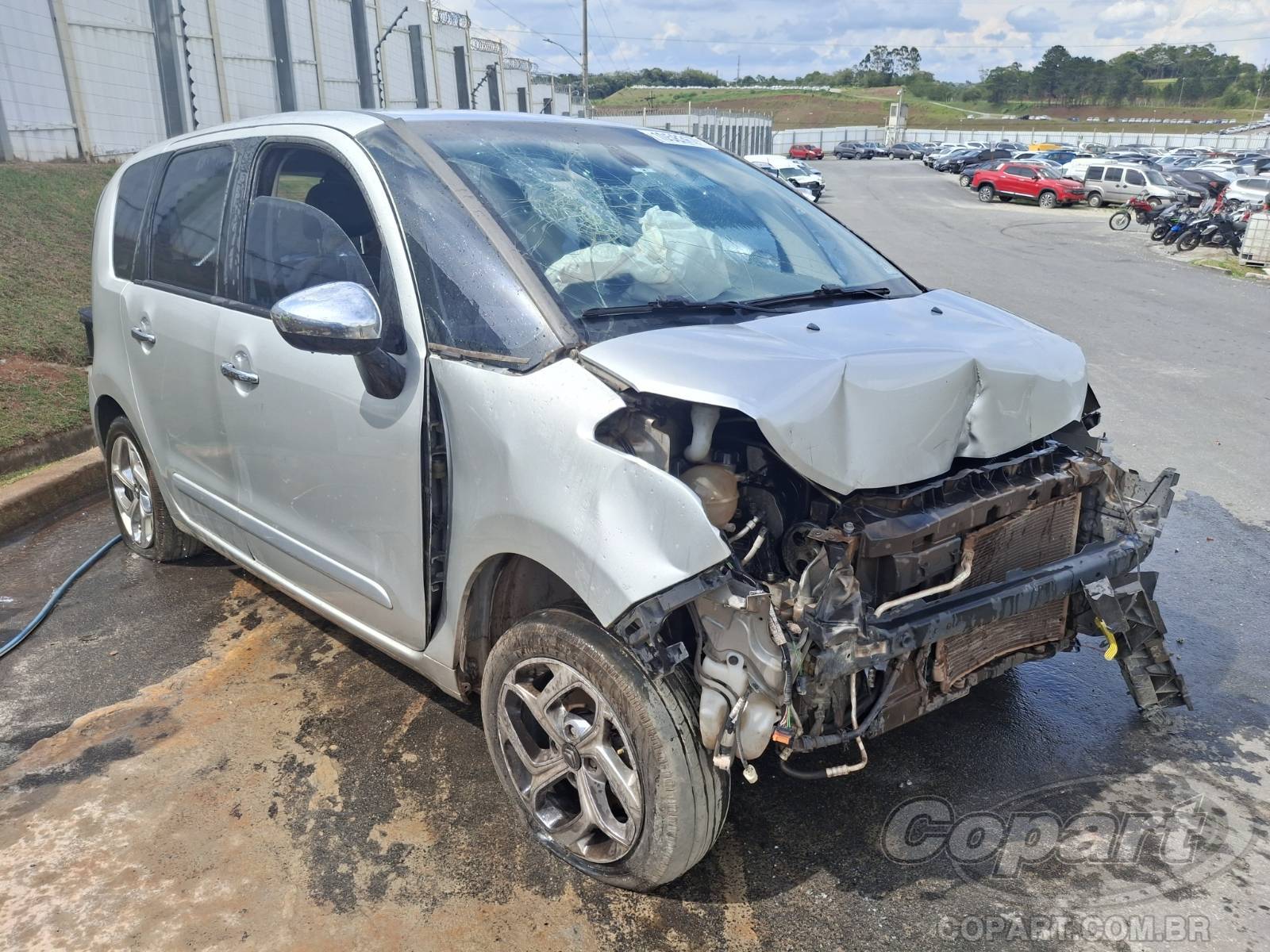 Veículo Peugeot C3 Picasso CITROEN C3 PICASSO EXCLUSIVE 1.6 16V VVT 2012/2013 2013 em leilão
