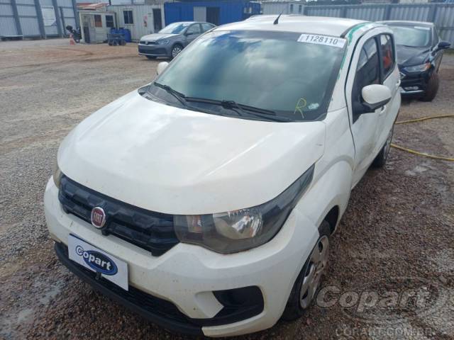 2017 FIAT MOBI 