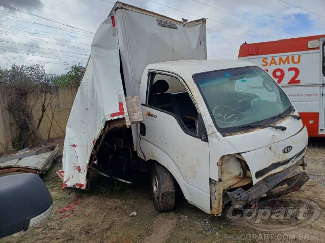 2014 KIA BONGO 