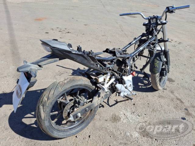 2025 HONDA CB 300F 