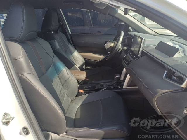 2025 TOYOTA COROLLA CROSS 