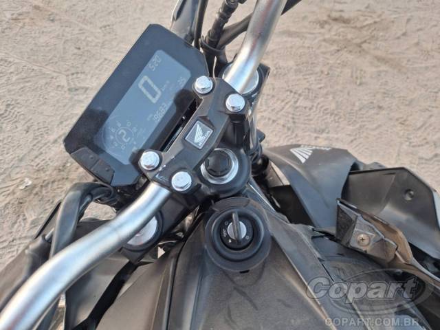 2023 HONDA CB 300F 