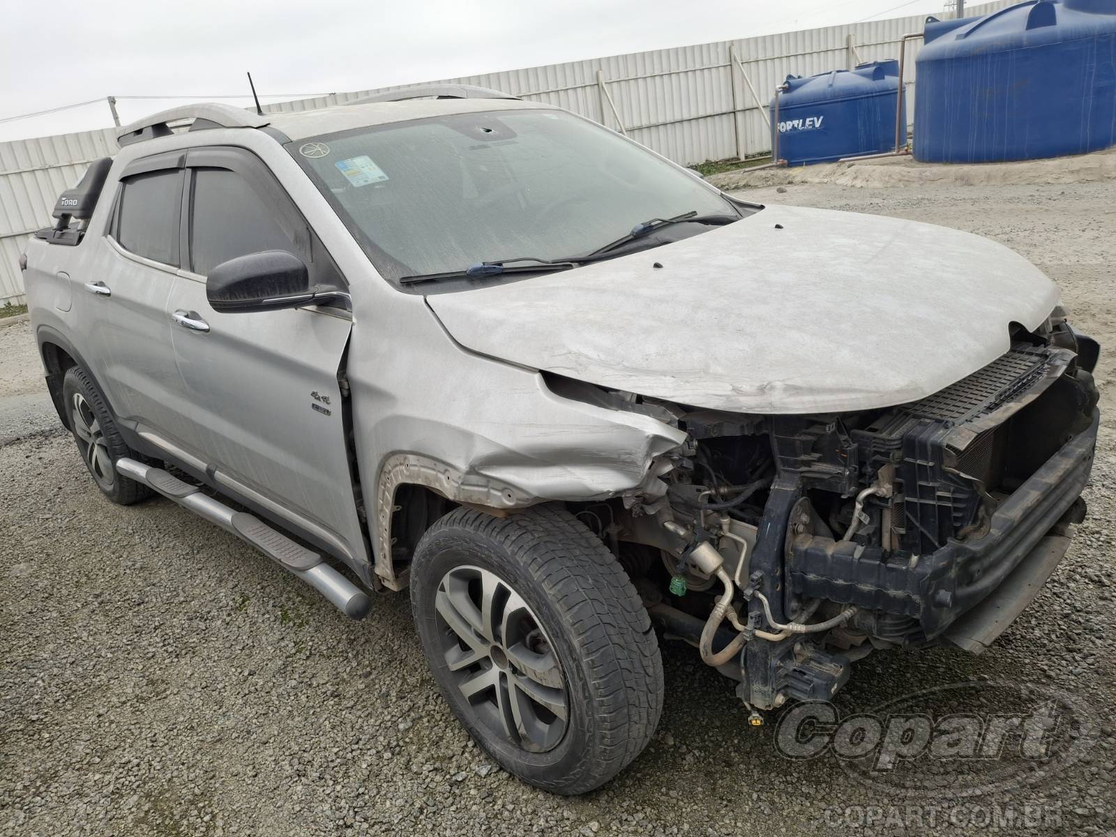 Fiat Toro 2018 em leilão