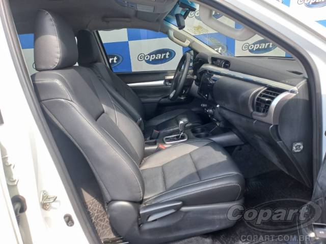 2025 TOYOTA HILUX CD 