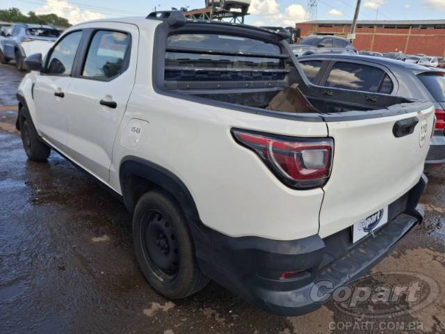 2022 FIAT STRADA CD 